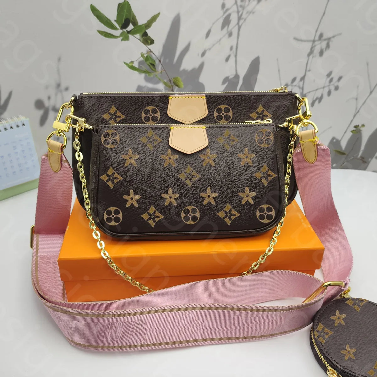 Pink Strap Crossbody Bags Designer Women Bag 3Pcs Set Purses Designer Woman Handbag Luxury Designer Shoulder Cross Body Bag Golden Chain Purse Mini Designer Wallet