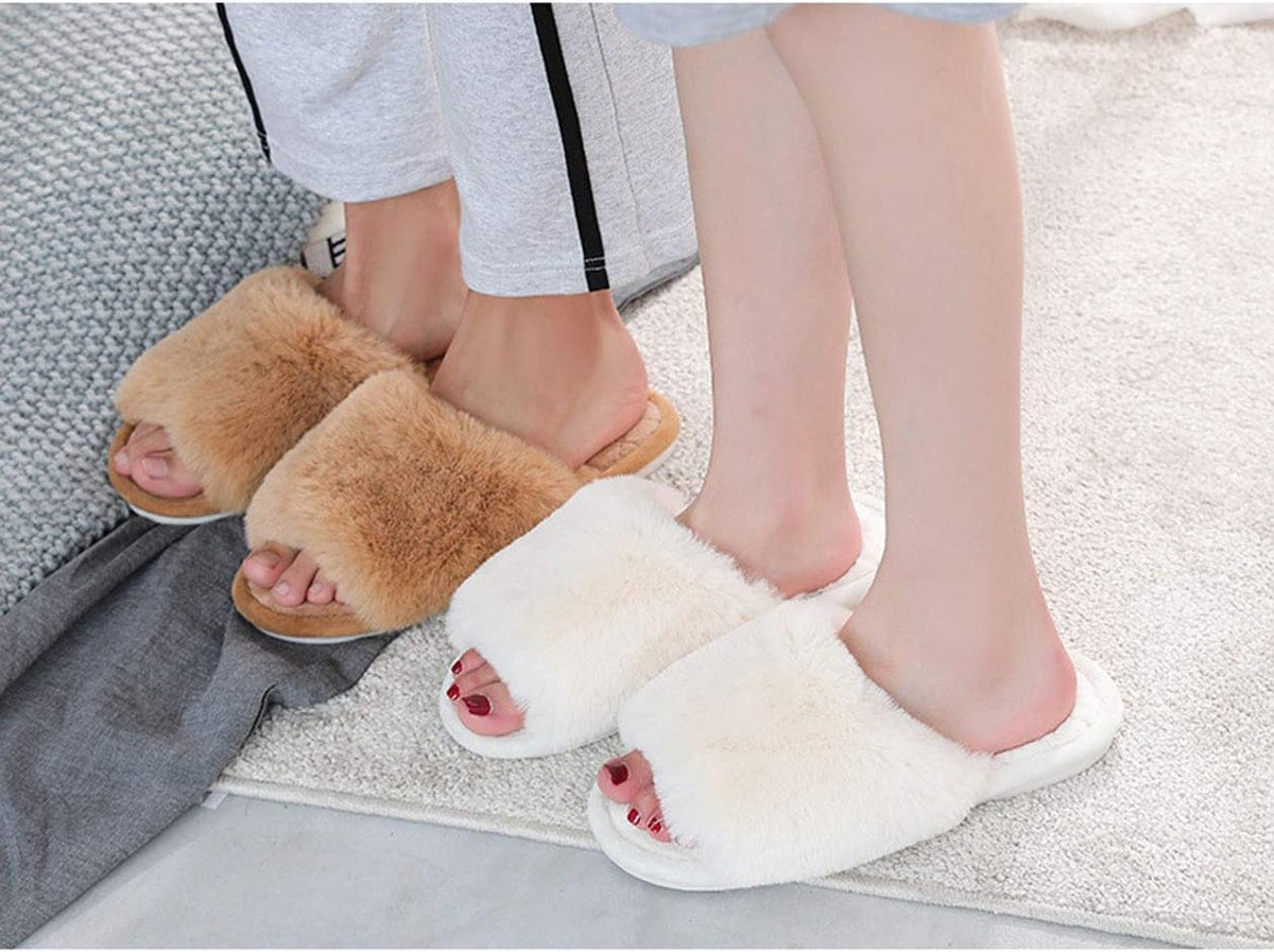 HUMIWA Women'S Fuzzy Fur Flat Slippers Soft Open Toe House Slippers Memory Foam Sandals Slides Home Slippers for Girls Men Indoor Outdoor