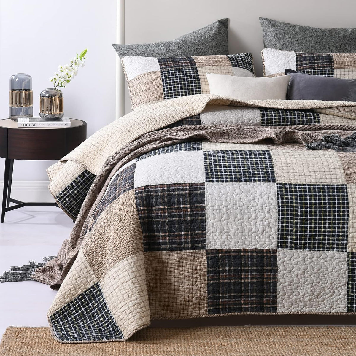 Y-PLWOMEN Quilt 100% Cotton King Size Quilt Set, Brown Khaki Black White Patchwork Plaid Bedspread, Lightweight Reversible Soft Summer Quilt Bedding Set, 3-Pieces